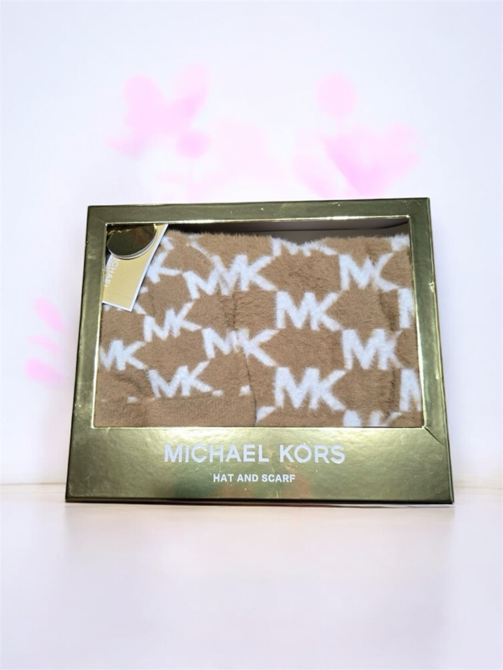 Michael Kors Hat & Scarf Gift Set